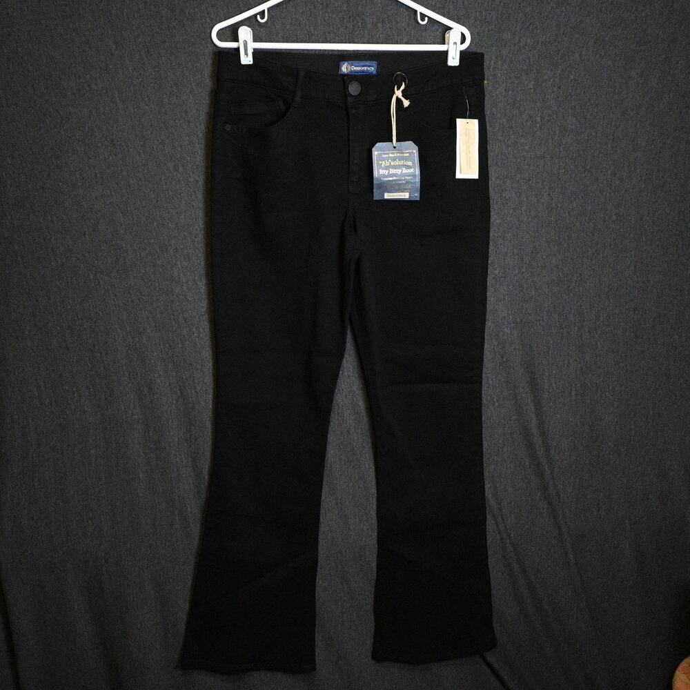 NEW Democracy Women's 12 (33x30) Itty Bitty Boot Jeans ABSolution NWT